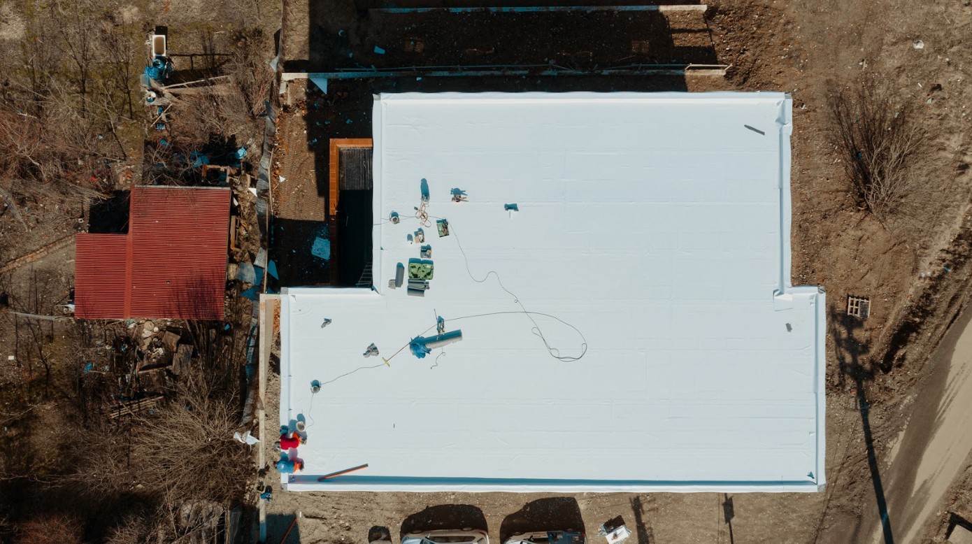 preparing your commercial roof for winter in St Paul